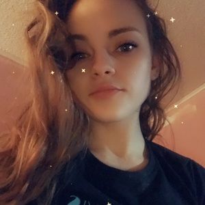 Meet your Posher, Jade